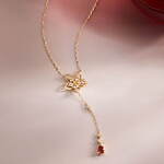 オデュース 4℃の23年クリスマスジュエリー、ガーネットで表現“ポインセチア”のネックレスなど｜写真1