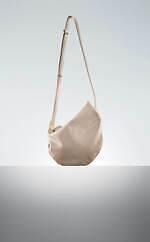 ディスコード ヨウジヤマモト新作バッグ、“編み込み”革紐ハンドルのトート＆レザーボストンバッグ｜写真6