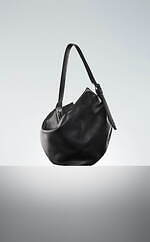 ディスコード ヨウジヤマモト新作バッグ、“編み込み”革紐ハンドルのトート＆レザーボストンバッグ｜写真7