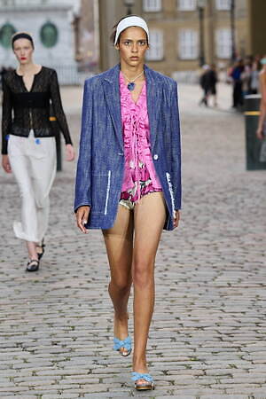 バウム ウンド ヘルガーテン(BAUM UND PFERDGARTEN) 2024年春夏ウィメンズ&メンズコレクション  - 写真26