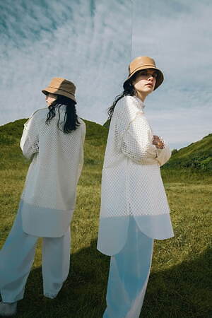 スタンバーグ(STERNBERG) 2022年春ウィメンズ&メンズコレクション  - 写真1