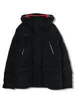 デンハムとナンガのダウンジャケット、防水透湿素材“オーロラテックス”使用のショート丈＆ライナー｜写真15