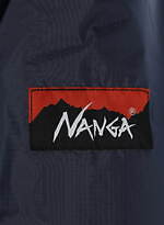 デンハムとナンガのダウンジャケット、防水透湿素材“オーロラテックス”使用のショート丈＆ライナー｜写真23