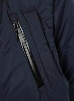 デンハムとナンガのダウンジャケット、防水透湿素材“オーロラテックス”使用のショート丈＆ライナー｜写真22