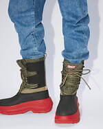 ケンゾー×ハンターの新作シューズ、“ボケフラワー”入りラバーブーツや異素材アッパーの厚底ブーツ｜写真18