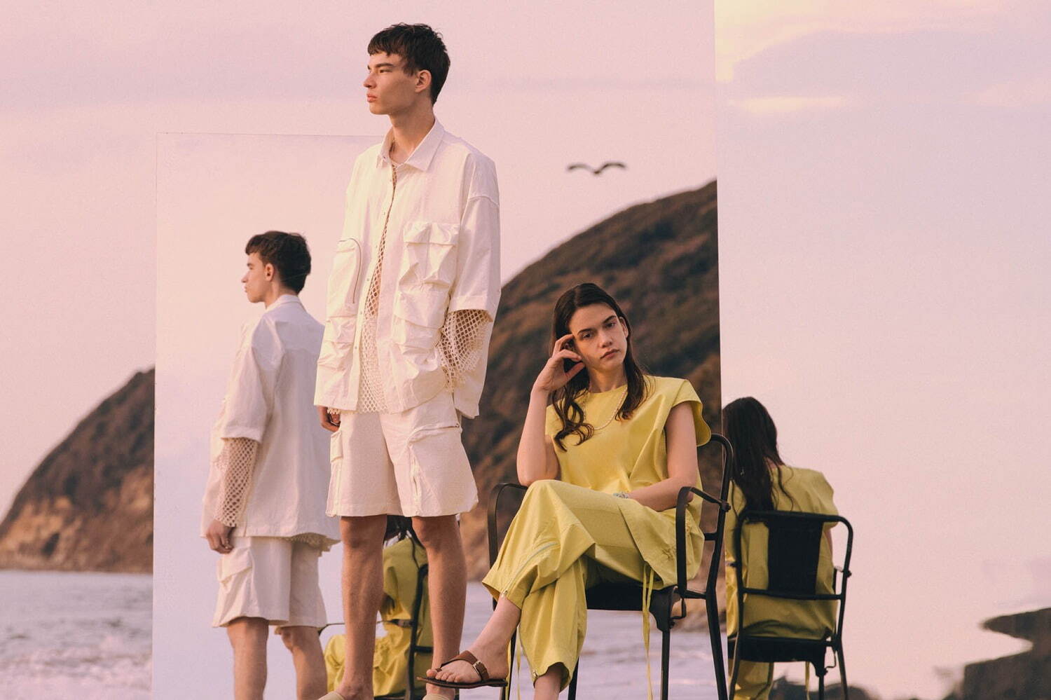 スタンバーグ 2022年夏 ウィメンズ&メンズ コレクション