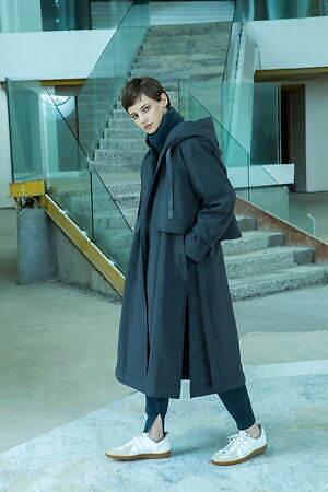 スタンバーグ(STERNBERG) 2022年秋ウィメンズ&メンズコレクション  - 写真5