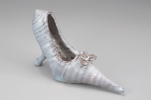 岐阜県美術館「走泥社」の回顧展が岐阜県美術館で - “立体造形としての陶芸”「前衛」