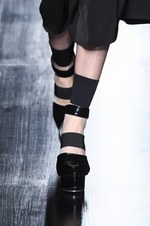 ムルーア 2014-15年秋冬コレクション ‐ 深みのあるカラーをクラシカルにまとって｜写真6