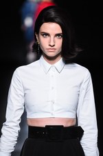 ムルーア 2014-15年秋冬コレクション ‐ 深みのあるカラーをクラシカルにまとって｜写真7