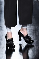 ムルーア 2014-15年秋冬コレクション ‐ 深みのあるカラーをクラシカルにまとって｜写真86