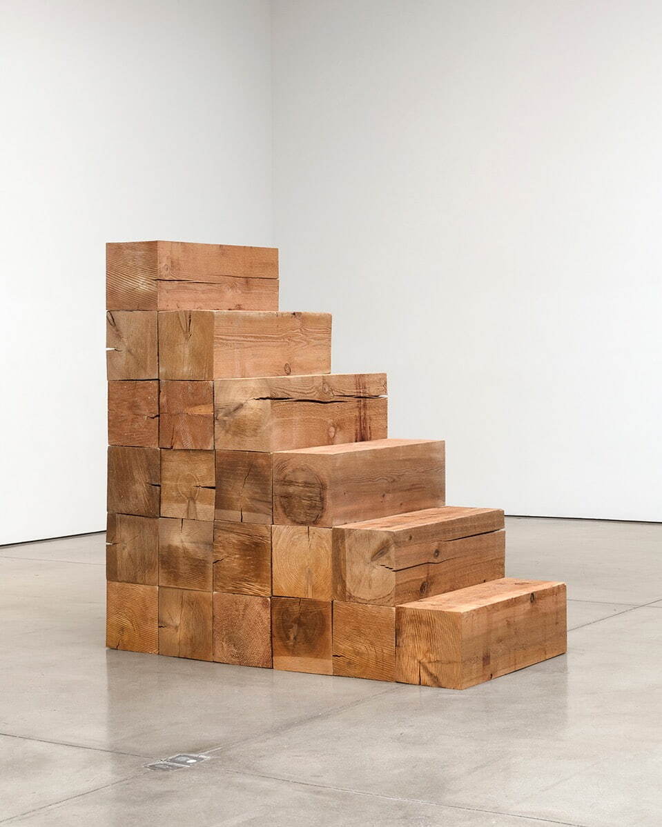 カール・アンドレ 《メリーマウント》 1980年 ポーラ・クーパー・ギャラリー
© 2023 Carl Andre / Artists Rights Society (ARS), New York. Courtesy Paula Cooper Gallery, New York.
Photo: Steven Probert