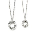 【クリスマスジュエリー2023】彼女へのプレゼントにもおすすめ、ハイブランドの人気アクセサリーなど｜写真27