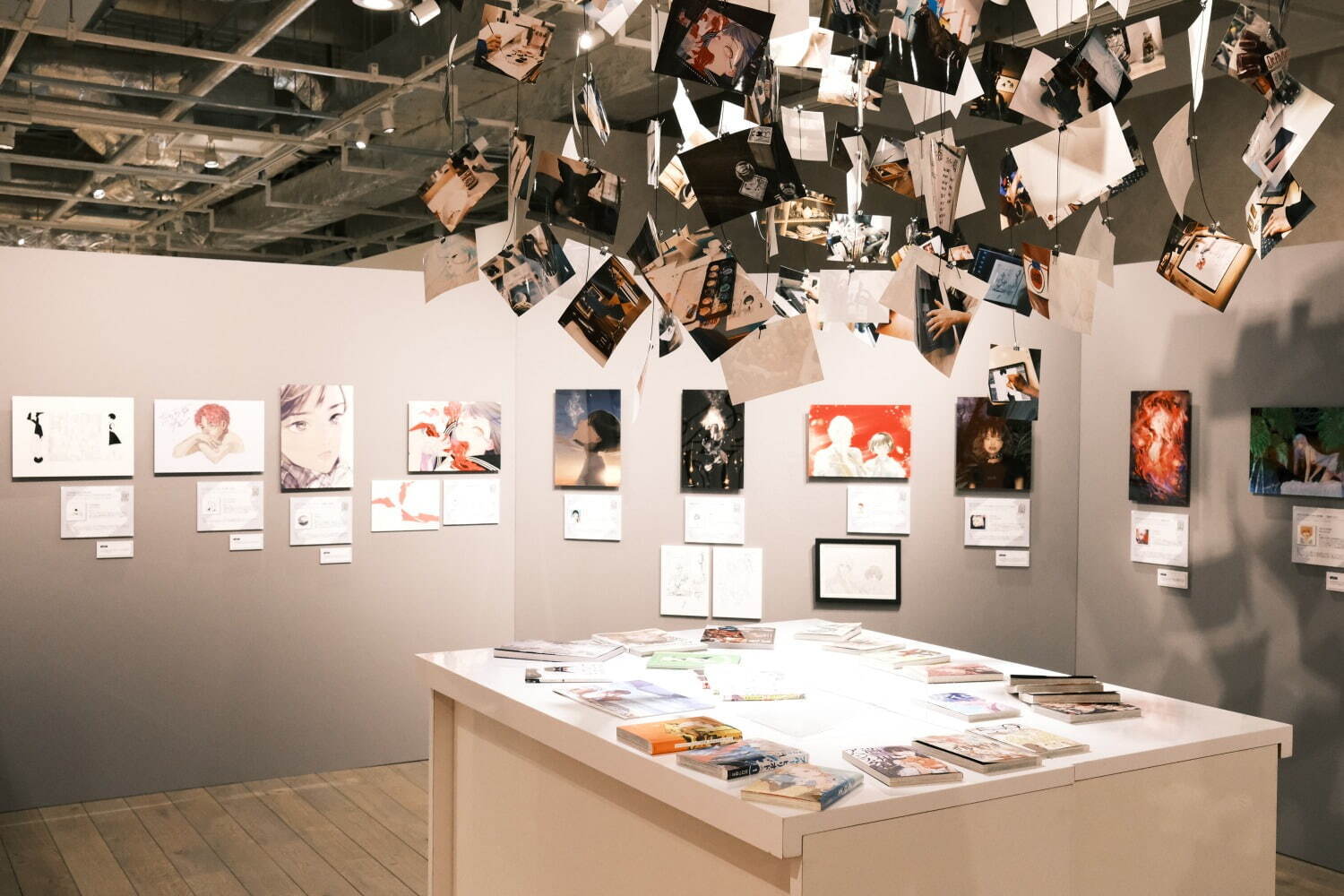 「EGAKU」展が新宿マルイ本館で、マンガ家やイラストレーターが“お気に入りの曲を絵で表現”｜写真12