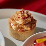 フォーシーズンズホテル東京大手町のクリスマスアフタヌーンティー、“雪の結晶”タルトやグラスデザート｜写真5