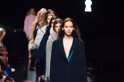 2014-15年秋冬コレクション｜マーキュリーデュオ 2014-15年秋冬コレクション ‐ イノセントにファーをまとって