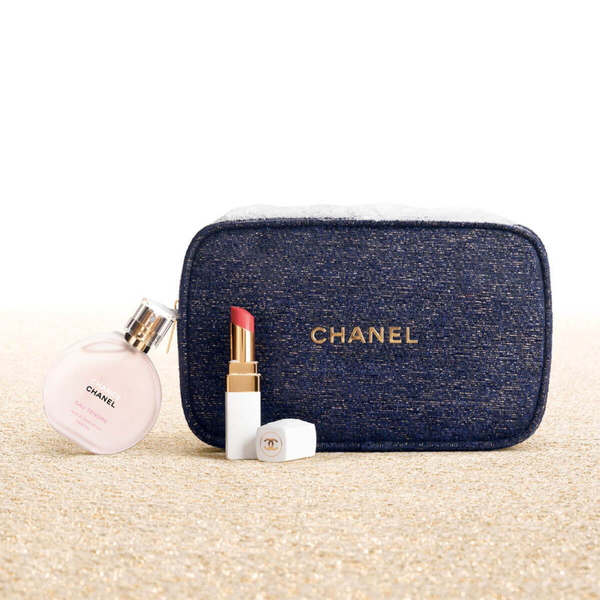 シャネル CHANEL クリスマスプレゼント エッセンシャルセット　ポーチ