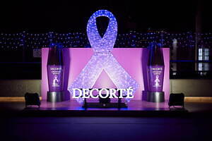 渋谷ミヤシタパークのクリスマスイルミネーション2023、“パープル”の光でライトアップ｜写真13