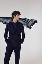 ジョルジオ アルマーニ“神の繊維”ビキューナを用いたメンズウェア、ダブルジャケットやセーターなど｜写真3