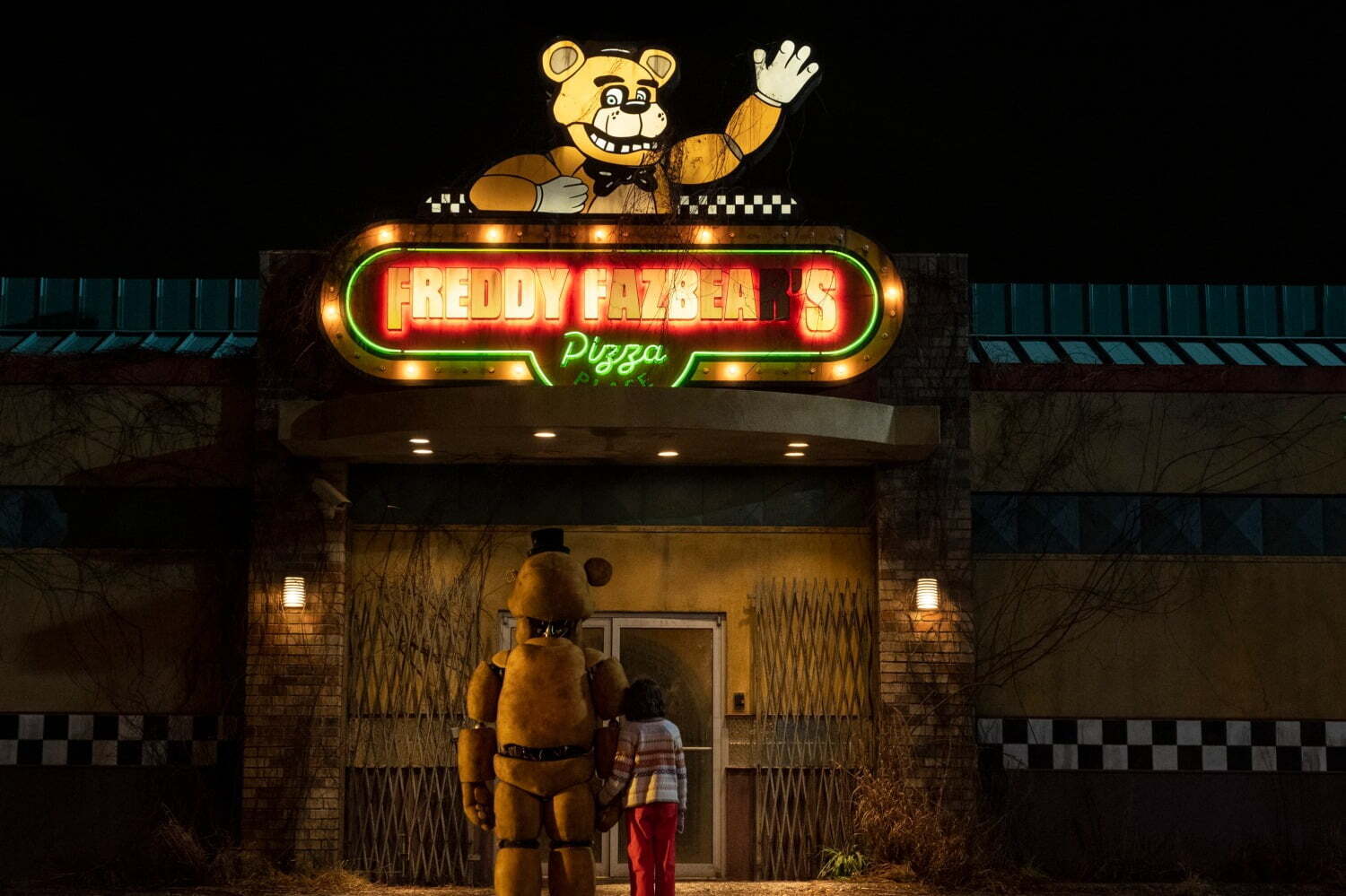 映画『ファイブ・ナイツ・アット・フレディーズ』人気ホラーゲームを映画化、廃墟のピザ屋での恐怖の5日間