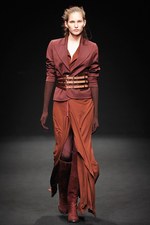 A.F.ヴァンデヴォースト(A.F.VANDEVORST)、2010-2011年秋冬コレクション｜写真21