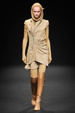 A.F.ヴァンデヴォースト(A.F.VANDEVORST)、2010-2011年秋冬コレクション｜写真6