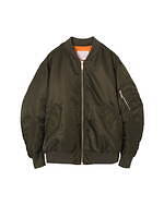 マメ クロゴウチ、バイカラーのムートンジャケット＆ボタニカル柄刺繍のフライトジャケットなど｜写真3