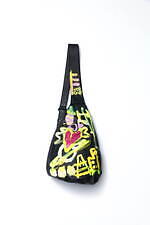 ディスコード ヨウジヤマモト×SUMIRE、カラフルなアートの一点物バッグや革小物が渋谷パルコに｜写真1