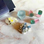 新江ノ島水族館の冬イベント「ジュエリウム」宝石テーマの幻想的な水槽展示＆イルミネーション｜写真10