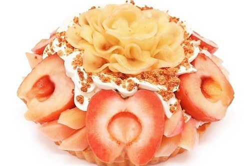 カフェコムサの“りんごが花咲く”秋限定チーズタルト、蜜入りリンゴのふわふわショートケーキも