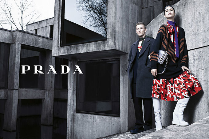 プラダ、2014年秋冬コレクションの広告発表 ‐ 撮影はスティーヴン・マイゼル | 写真