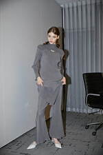 コトハヨコザワ“プリーツ×シュリンク”加工のドレス＆やカーディガンなど、ステュディオス限定で｜写真13