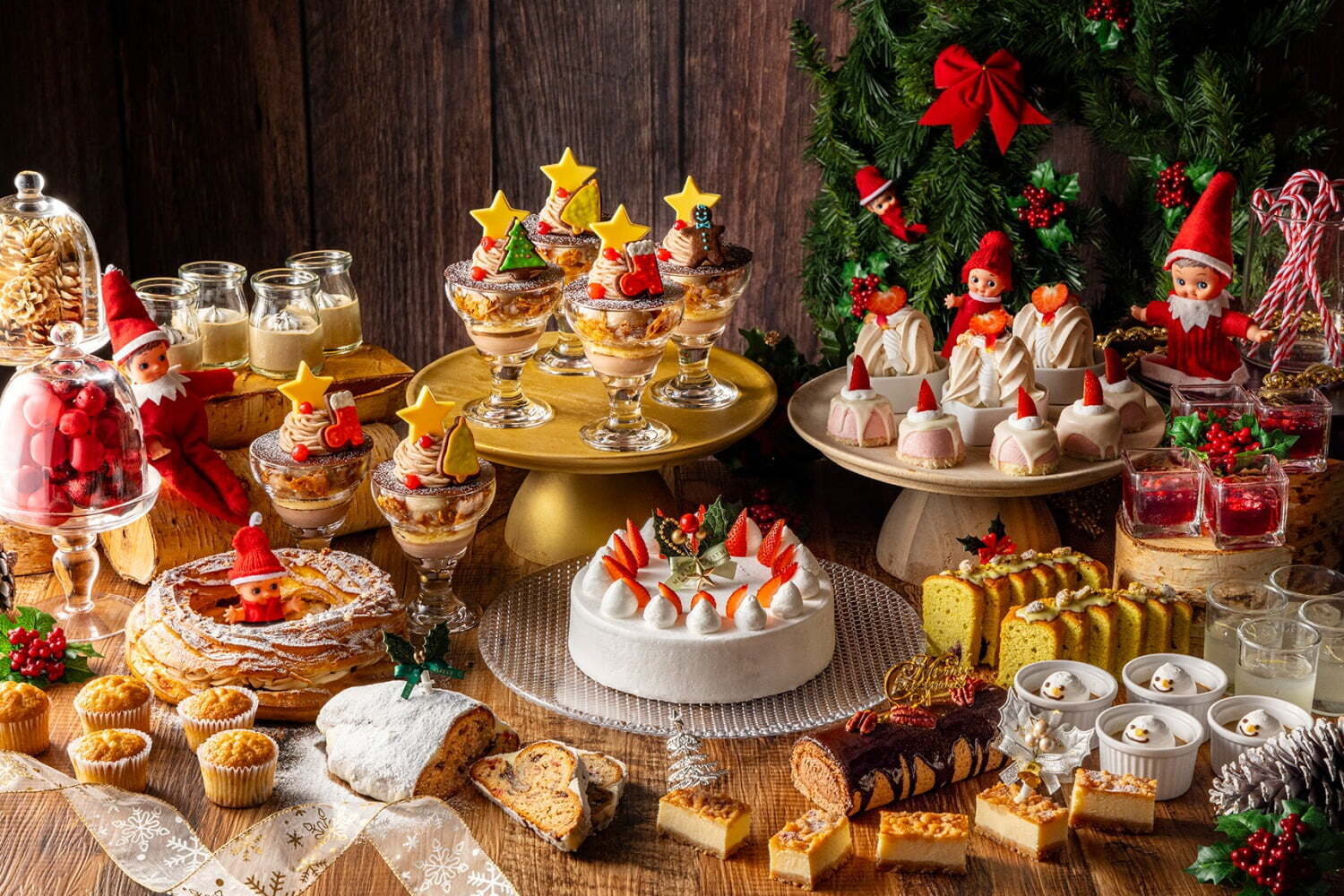 ヒルトン小田原リゾート＆スパの23年クリスマススイーツビュッフェ、“まるでツリー”なミニパフェ