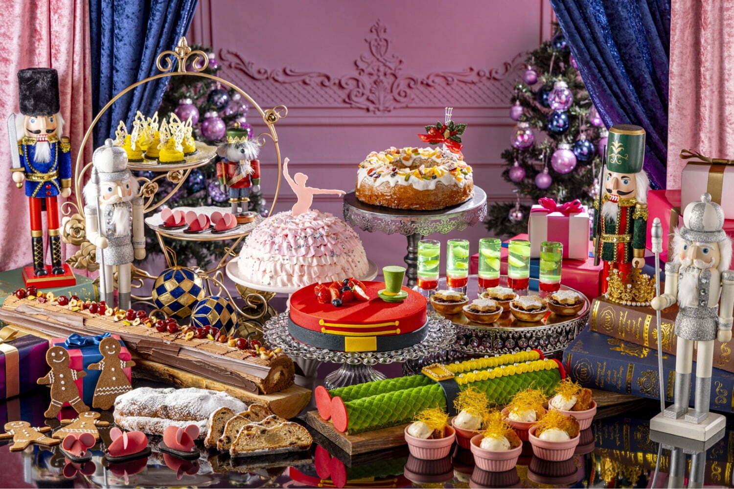 スイーツビュッフェ｜ヒルトン名古屋「くるみ割り人形」クリスマススイーツビュッフェ、“王子様の上着”チョコムースなど