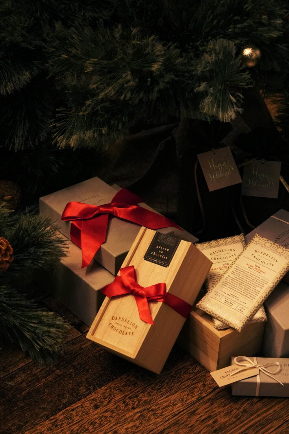 ダンデライオン・チョコレート23年クリスマススイーツ、チョコレート×ドライフルーツの限定シュトーレン｜写真8