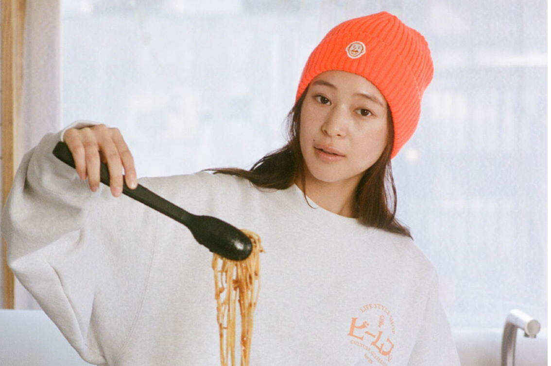 ビームス T×「ピエトロ」のコラボウェア、“ピエトロおじさん”ロゴ入りTシャツやスウェット｜横浜ベイクォーター