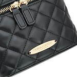 オリビア・バートンの23年クリスマス、“クリスタル煌めく”腕時計＆バニティバッグが限定セットに｜写真25