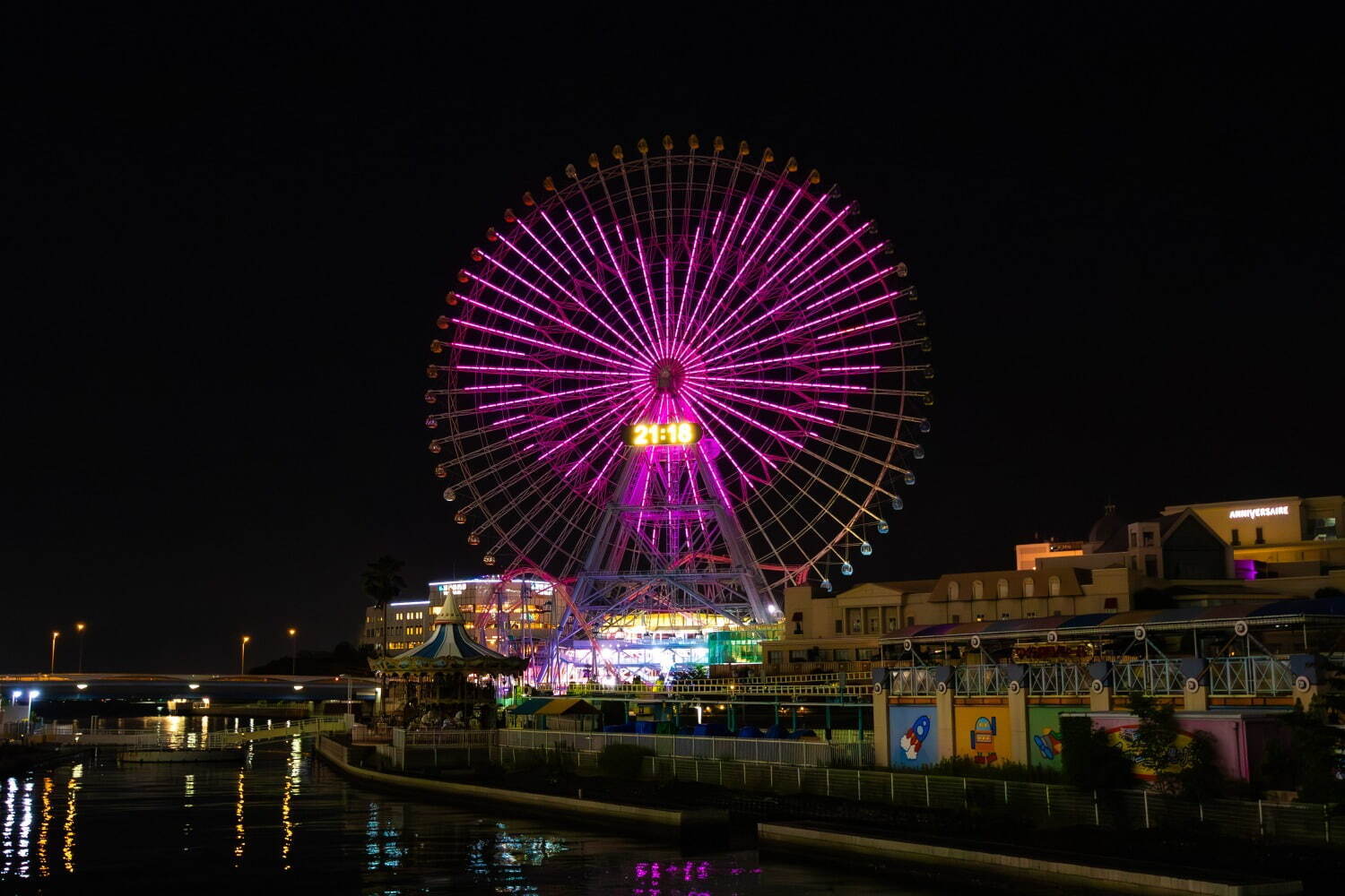 横浜の街が「プリキュア」色に染まる特別イベント、大観覧車のライトアップ＆みなとみらい線コラボ電車も｜写真1