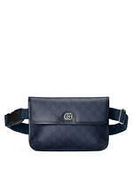 グッチの23年クリスマスギフト、GGパターンのメンズバッグ＆2WAY仕様のマフラーなど｜写真7