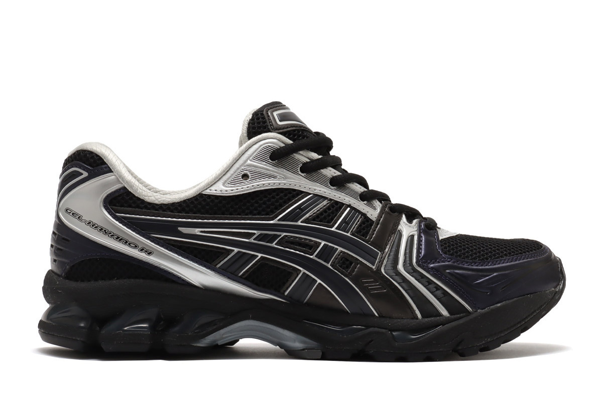 アシックス「ゲルカヤノ 14」スニーカーにアトモス×韓国発アンダーマイカー限定色、ネイビー＆オリーブ