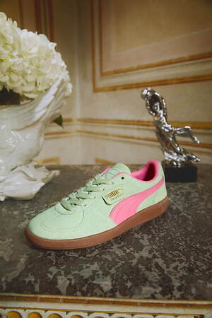 プーマ(PUMA) パレルモ｜写真1