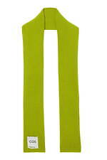 COSのクリスマスギフト、ボリューミーなチェック柄マフラー＆“ふわふわ”キルトバッグなど｜写真200