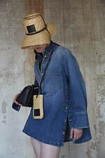 プラン シー24年春夏新作 - オーバーサイズのデニムシャツ