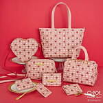 Q-pot.“苺の板チョコ風”新作バッグ＆ウォレット、パールを並べたハート型バッグなど｜写真1