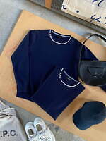 A.P.C.クリスマスコレクション2023、ロゴマフラー＆もこもこトートバッグなど“あったか”冬小物｜写真4