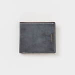 エンダースキーマ“ブラック×ホワイト”のスニーカー＆レザー財布など、直営店スキマ限定で｜写真11