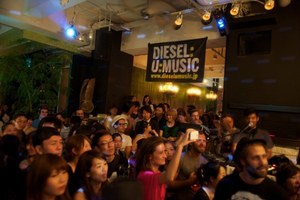 アフィがフロアを揺らした！フレンチ・エレクトロのスーパーアイコンによるDIESELシークレットライブ｜写真2