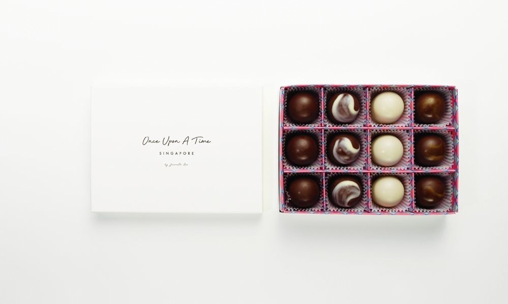 「ボンボントゥエルブ(Bonbon 12)」(ダーク3、コーヒー3、ユズ＆パッションフルーツ3、マンゴー3) 6,740円