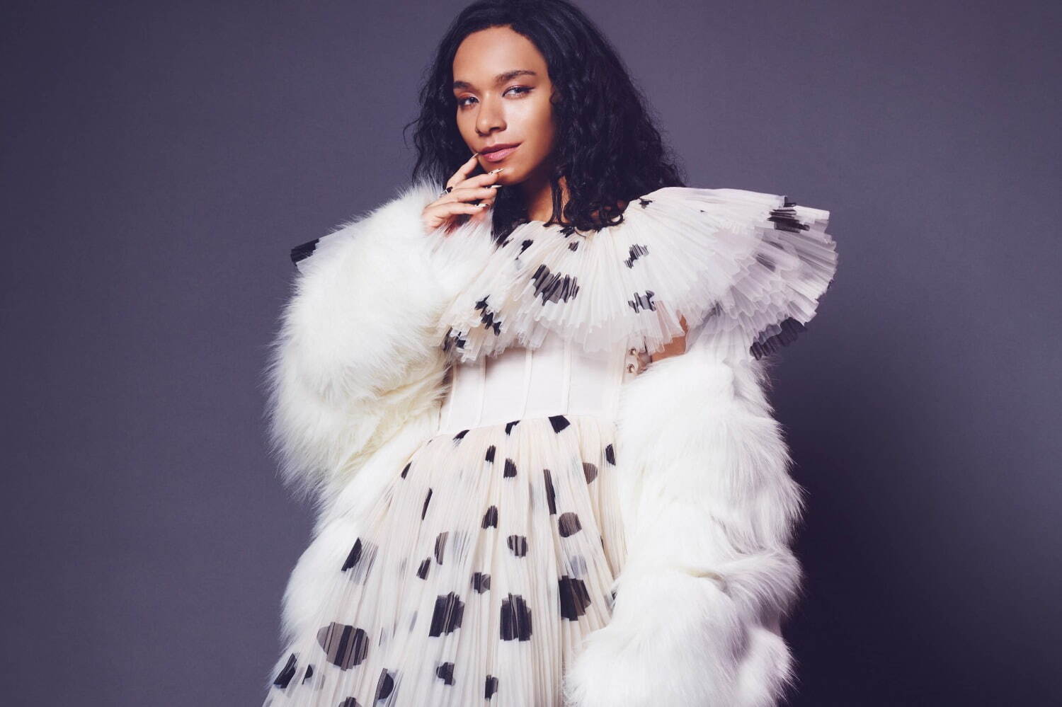 マリア・ディーゼル(アヴちゃん)の「I’m still alive today」配信、パリピ孔明より