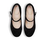 ベビー ディオール24年春新作、ゴールドに煌めくフローラル刺繍ニット＆カナージュ刺繍のバックパック｜写真10